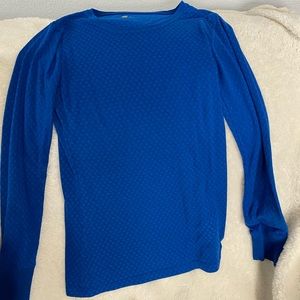 Small carhartt long sleeve shirt